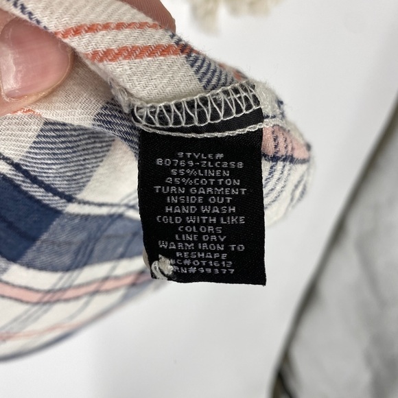 Sanctuary Gray Plaid flannel Boyfriend Shirt Collared Button Down Long Sleeve XS - Picture 4 of 5